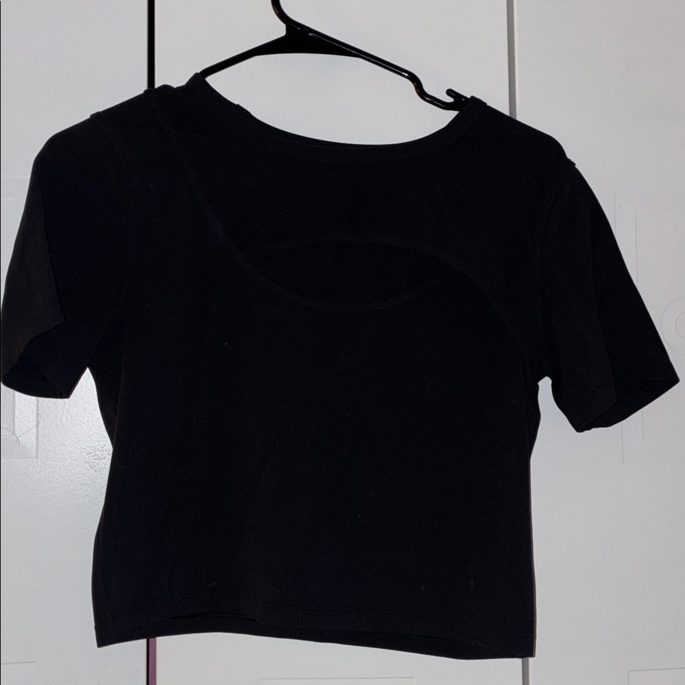 Lululemon cropped cross short sleeve